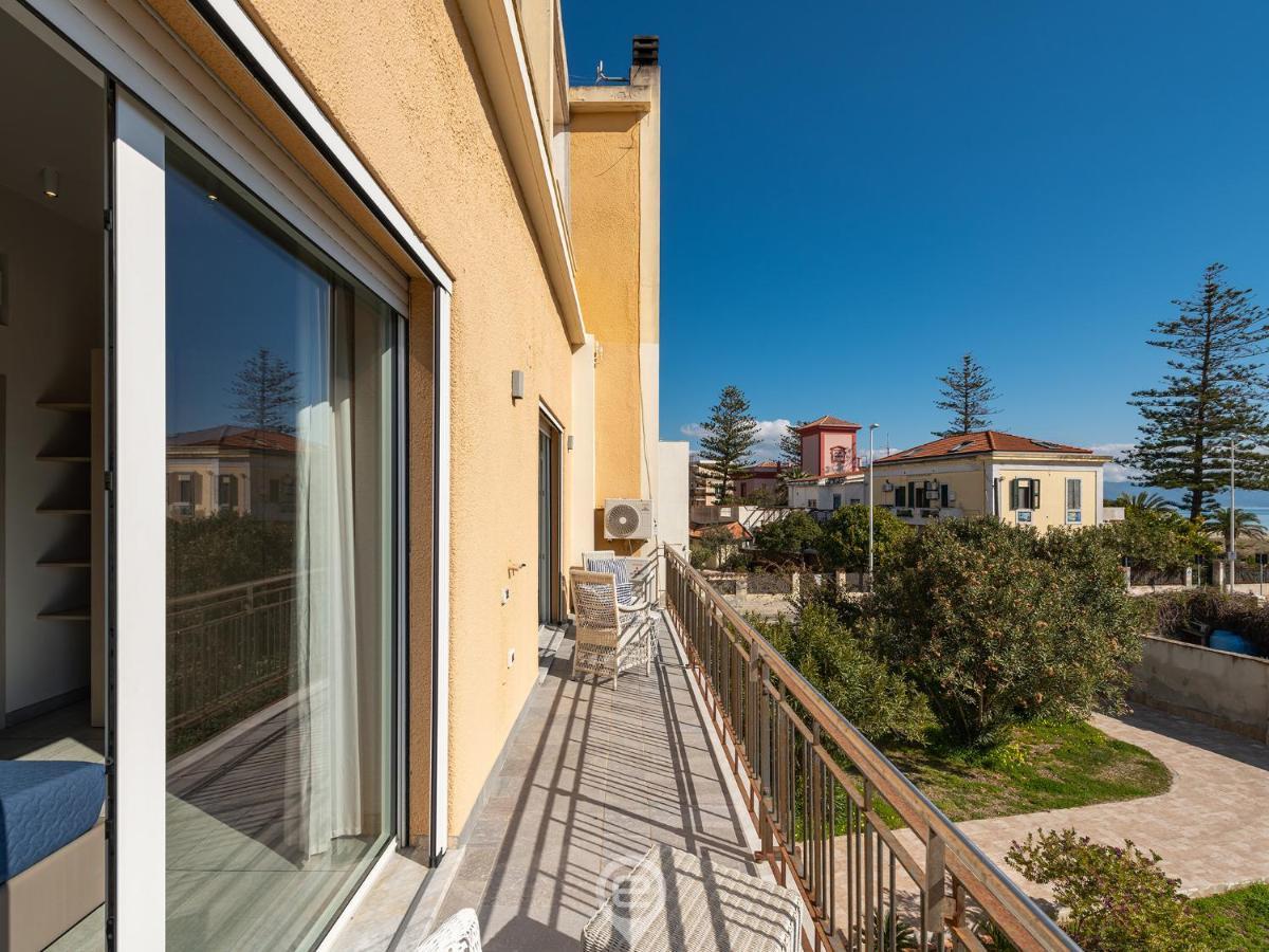 Poetto Sea Breeze - Blue Apartment Cagliari Ngoại thất bức ảnh