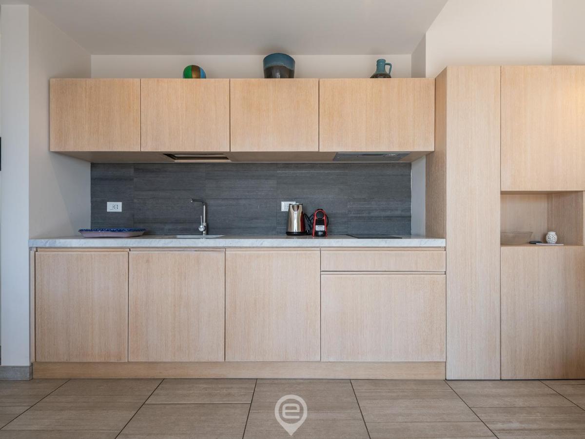 Poetto Sea Breeze - Blue Apartment Cagliari Ngoại thất bức ảnh